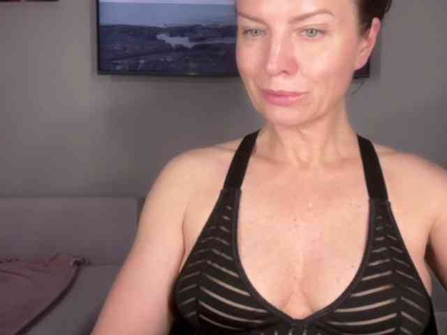RachellHot webcam
