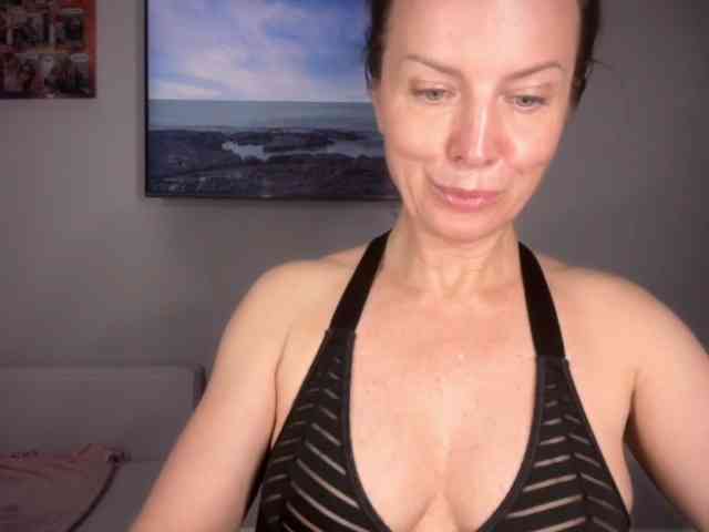 RachellHot webcam