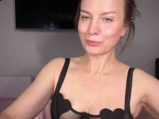 RachellHot