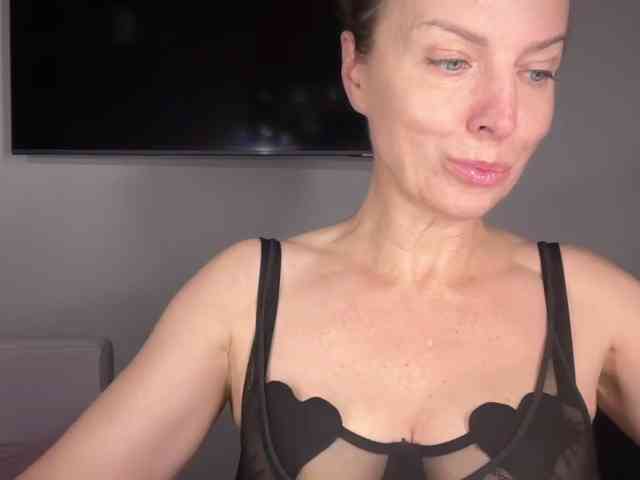RachellHot webcam
