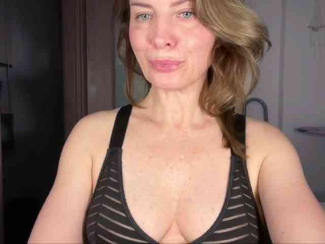 RachellHot webcam
