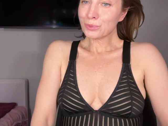 RachellHot webcam