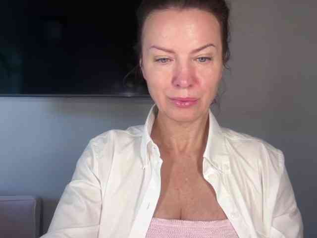 RachellHot webcam