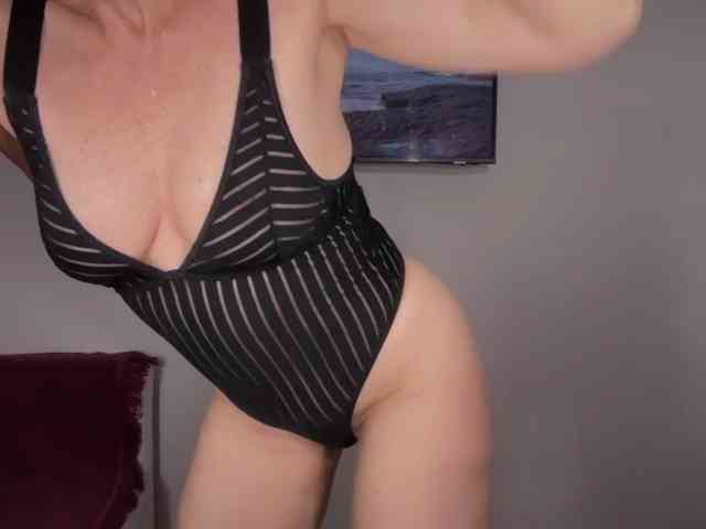 RachellHot webcam