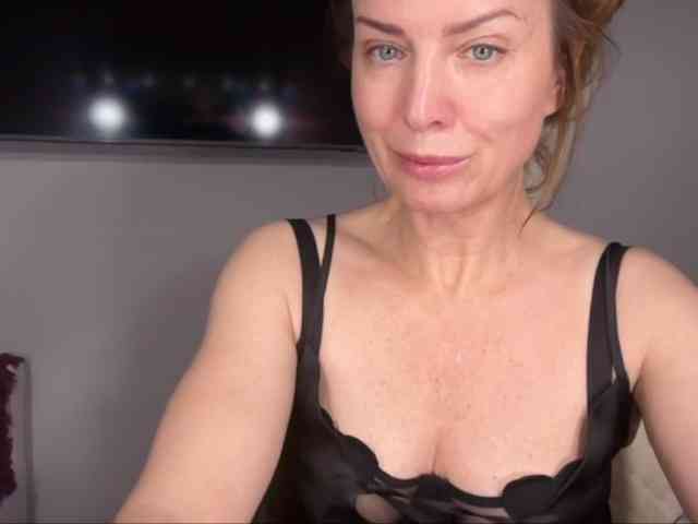RachellHot webcam