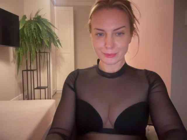 RachellHot