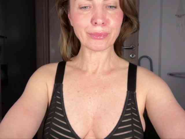 RachellHot webcam
