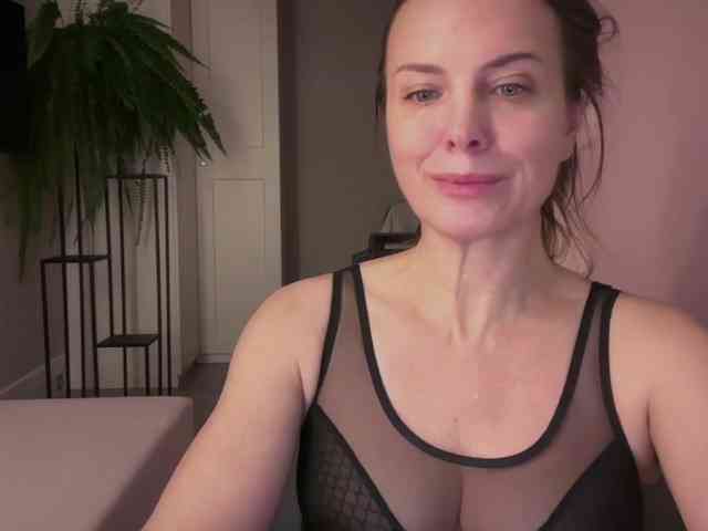 RachellHot webcam