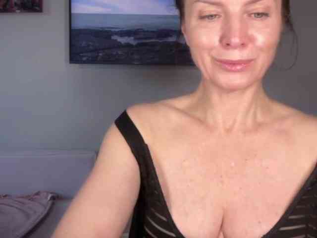 RachellHot webcam