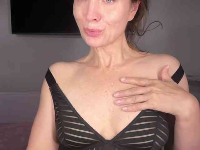 RachellHot webcam