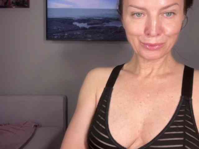 RachellHot webcam