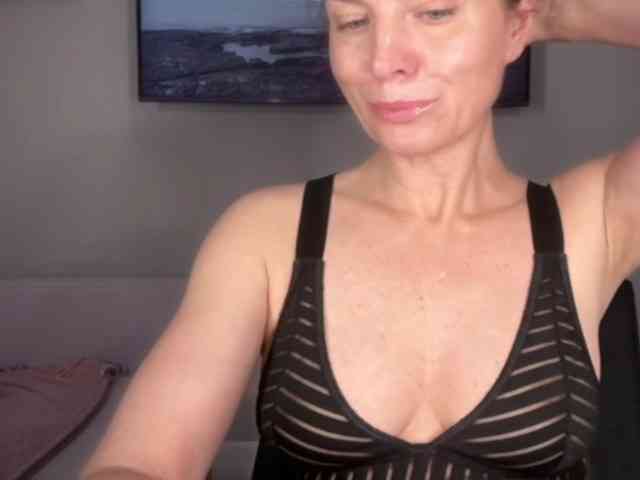 RachellHot webcam