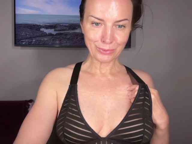 RachellHot webcam