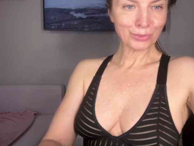 RachellHot webcam