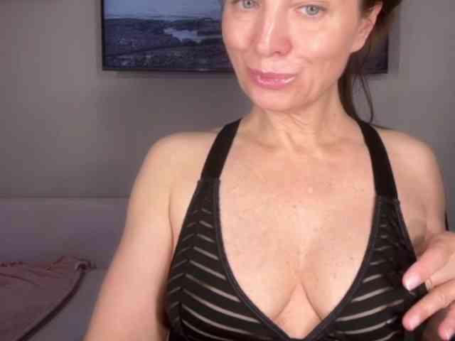 RachellHot webcam