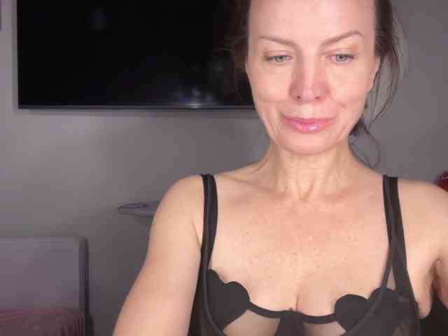 RachellHot webcam