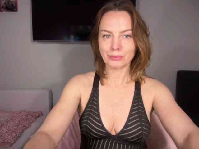 RachellHot