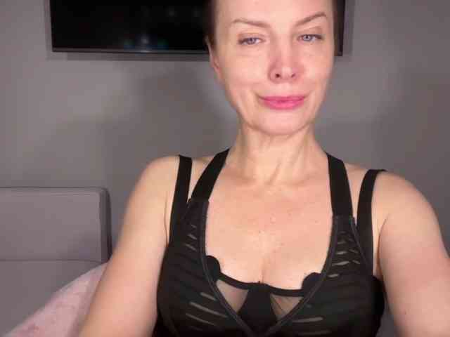 RachellHot webcam