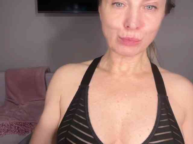 RachellHot