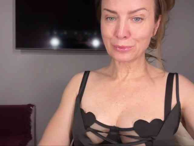 RachellHot webcam