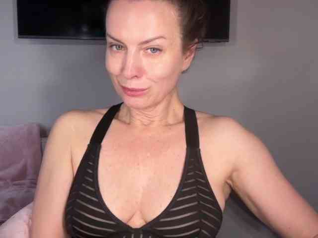 RachellHot webcam