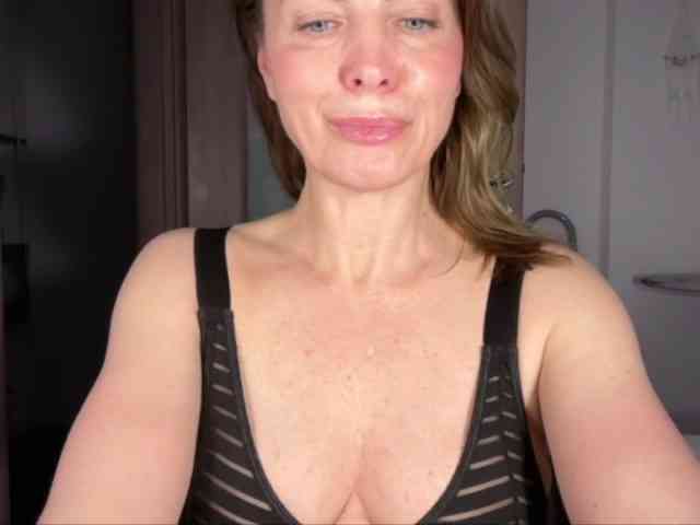 RachellHot