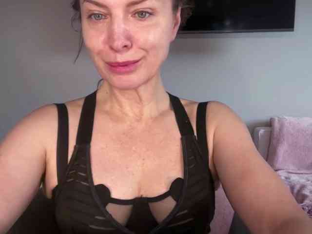 RachellHot webcam