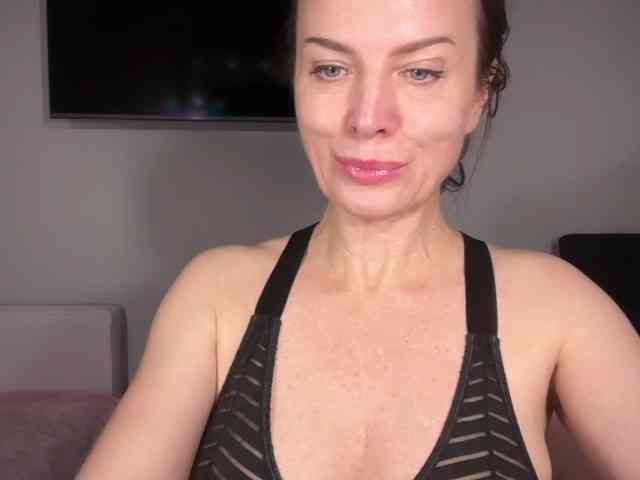 RachellHot webcam