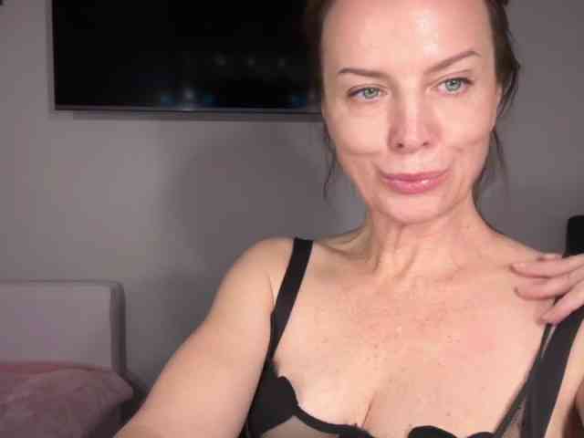RachellHot webcam