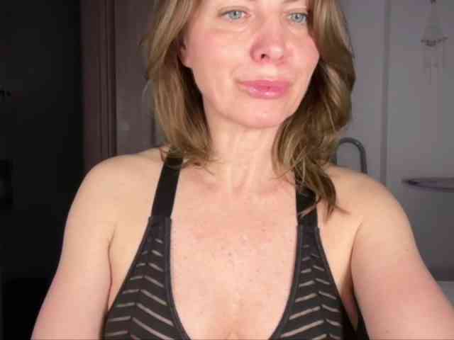 RachellHot webcam
