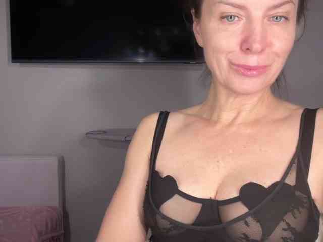 RachellHot webcam