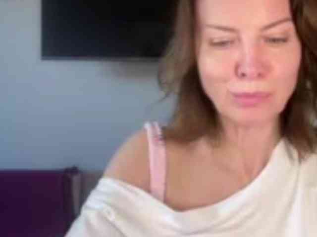 RachellHot webcam
