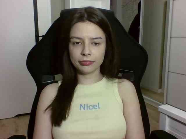 LariceHoney webcam