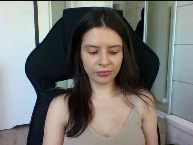 LariceHoney webcam