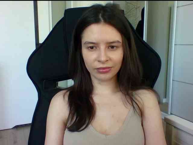 LariceHoney webcam