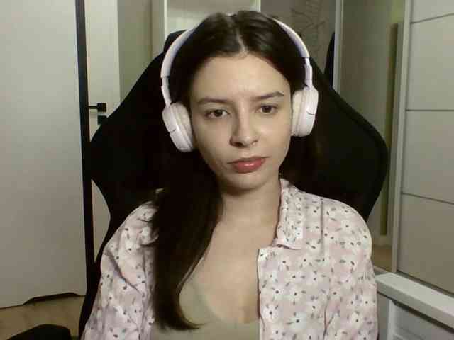LariceHoney webcam