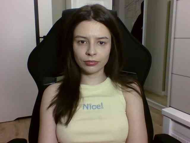 LariceHoney webcam