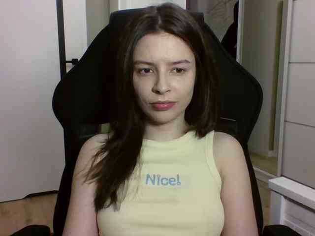 LariceHoney webcam