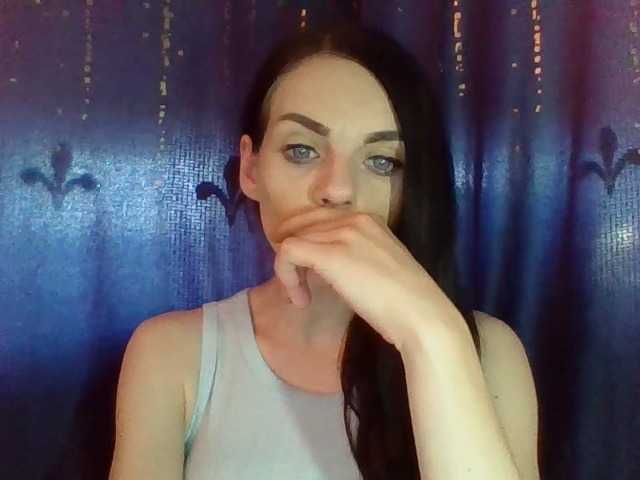 CassidyLovely live cam on BongaCams