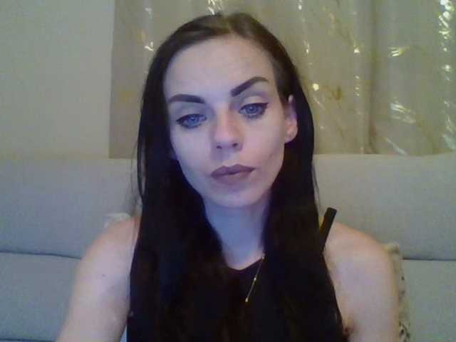 CassidyLovely live cam on BongaCams