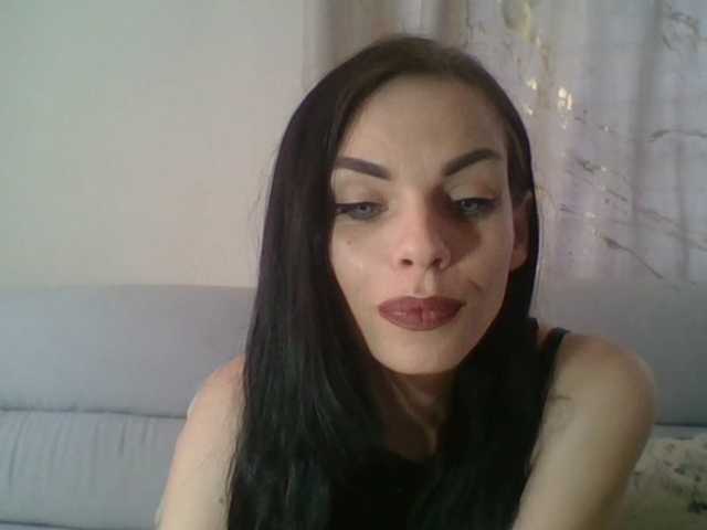 CassidyLovely live cam on BongaCams