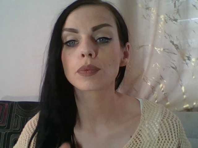 CassidyLovely live cam on BongaCams