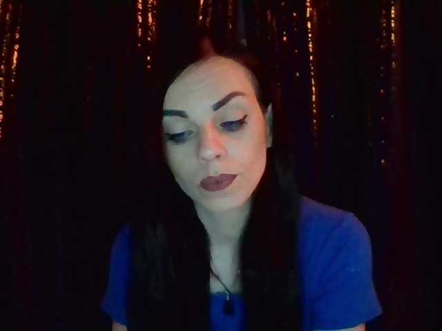 CassidyLovely live cam on BongaCams