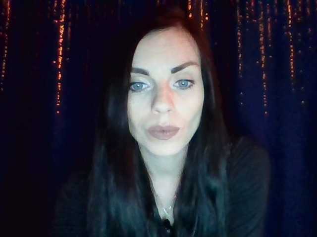 CassidyLovely live cam on BongaCams
