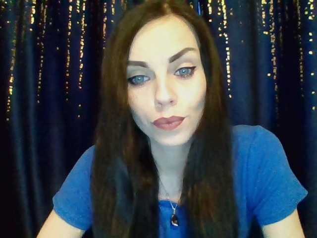 CassidyLovely live cam on BongaCams