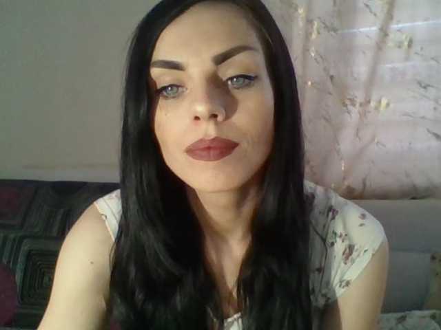 CassidyLovely live cam on BongaCams