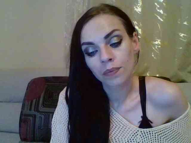 CassidyLovely Live Webcam on BongaCams
