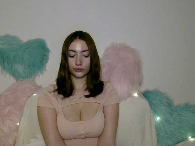 KaylaAmazing live cam on BongaCams