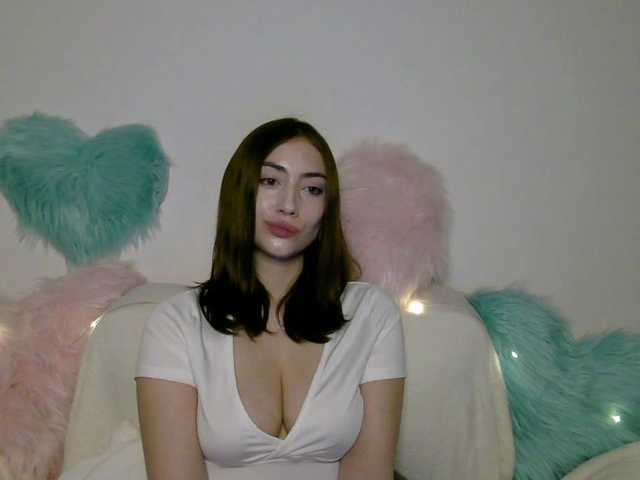KaylaAmazing live cam on BongaCams