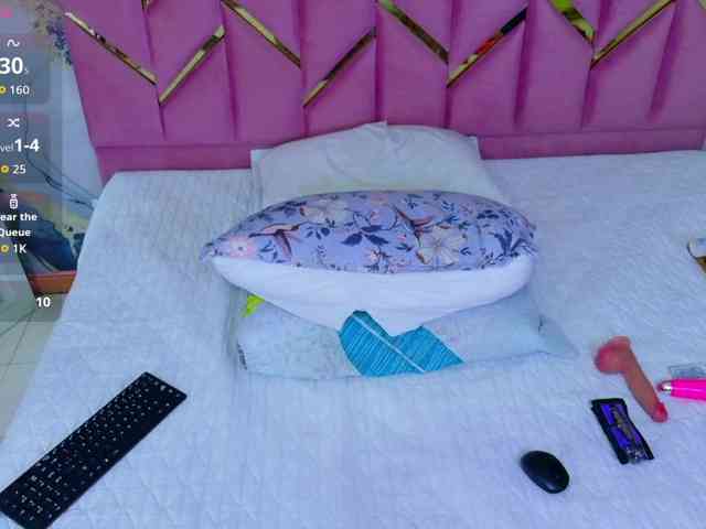 Rizantella Live Webcam on BongaCams
